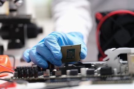 存算一体架构助力移动AI芯片能效突破，新一代NPU技术引领终端智能化变革